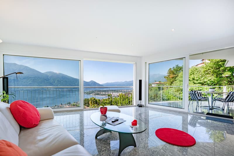 Elegante Wohnung mit phantastischer Panoramasicht zu verkaufen (1)