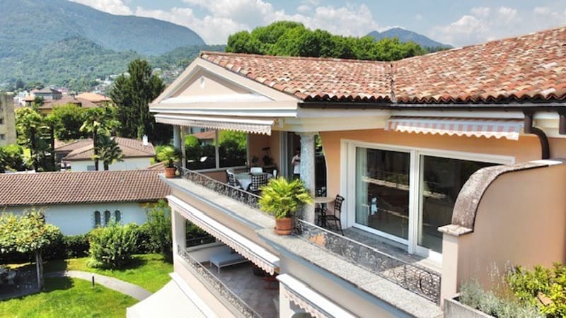 VENDESI AD ASCONA, prestigioso attico di 4.5 locali utilizzabile anche come RESIDENZA SECONDARIA (1)