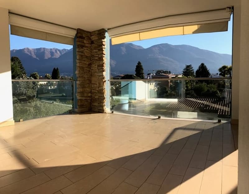 ASCONA - AFFITTASI ATTICO DUPLEX DI 7 LOCALI (1)