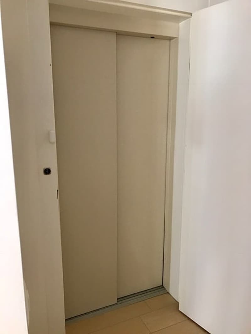 ASCONA - AFFITTASI ATTICO DUPLEX DI 7 LOCALI (13)