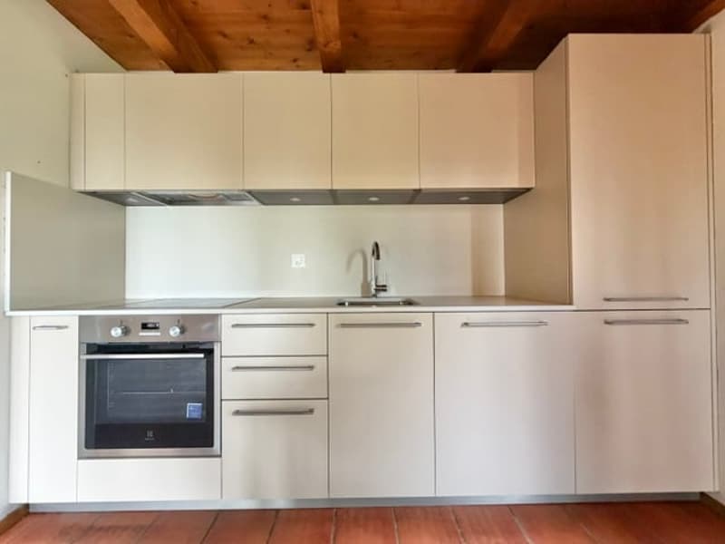 VENDESI A CARDADA - Accogliente casa di 4.5 locali per staccare dalla frenesia quotidiana (10)