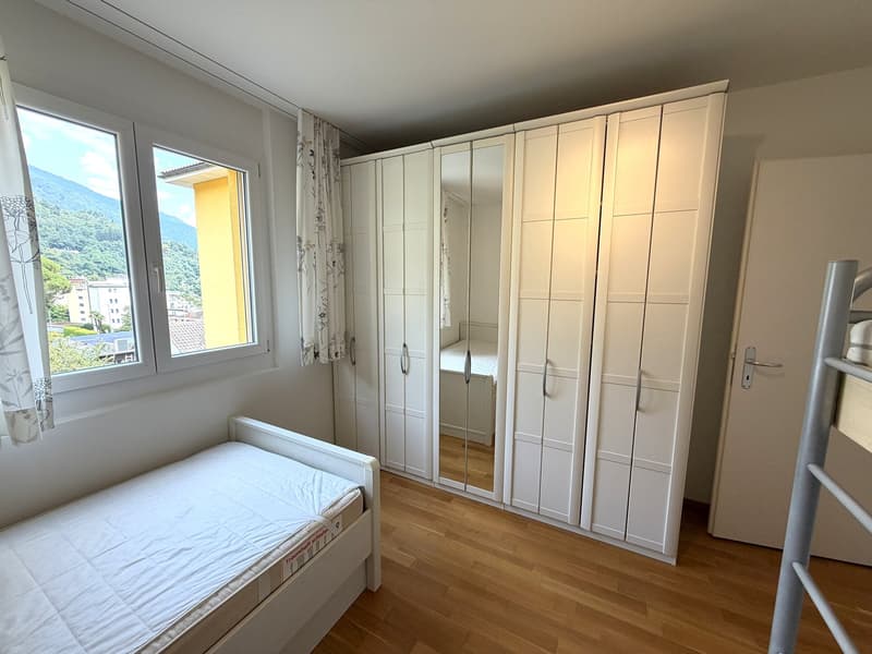 Minusio - Vendesi appartamento curato con grande balcone (9)