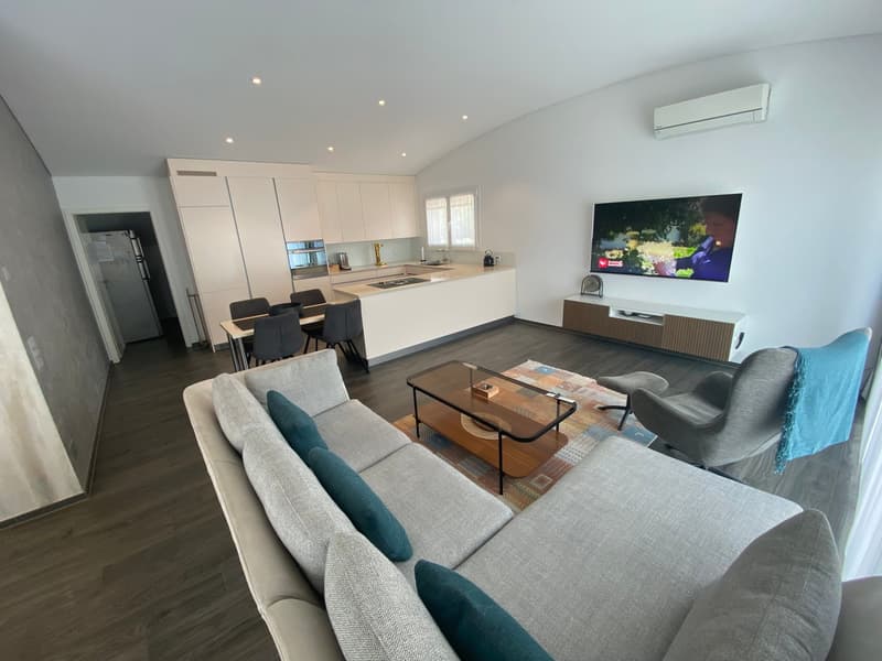 VENDESI A TENERO - Splendido attico con terrazzo privato di 92 m² (11)
