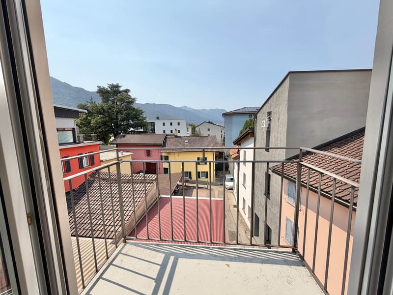 GIUBIASCO - AFFITTASI AMPIO APPARTAMENTO 3.5 LOCALI IN CENTRO (6)