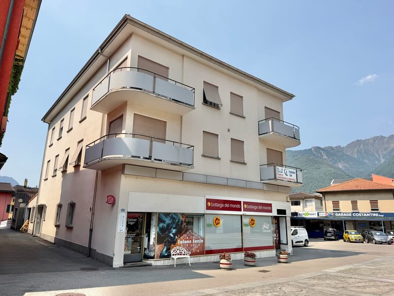 GIUBIASCO - AFFITTASI AMPIO APPARTAMENTO 3.5 LOCALI IN CENTRO (1)