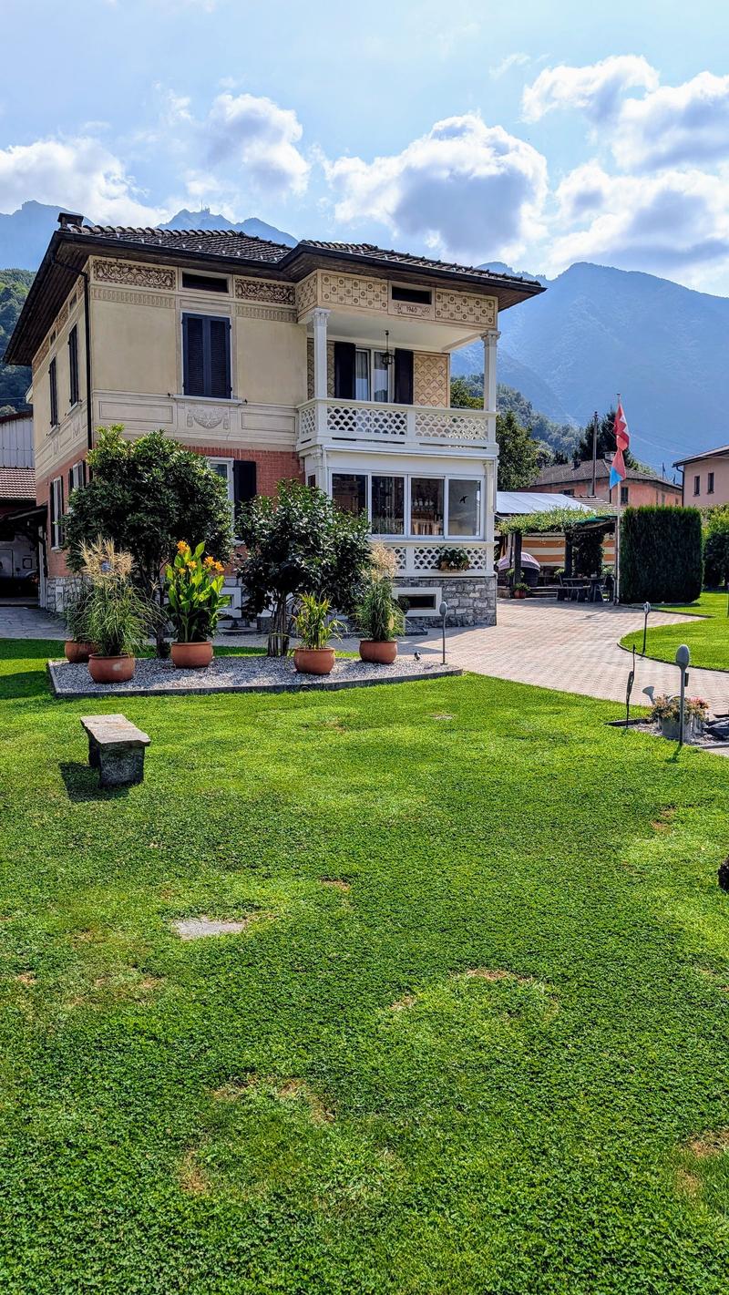 VENDESI IN CENTRO A MAROGGIA - Villa storica unifamiliare completamente ristrutturata (1)