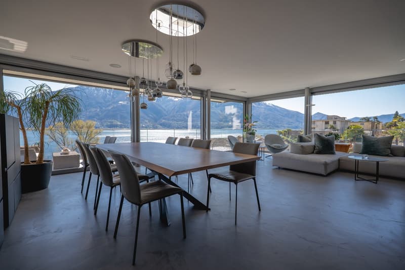 VENDESI A MINUSIO - moderno attico duplex di 4.5 locali con vista lago in casa bifamiliare (2)