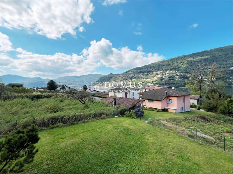 Villa bifamiliare con vista lago (13)