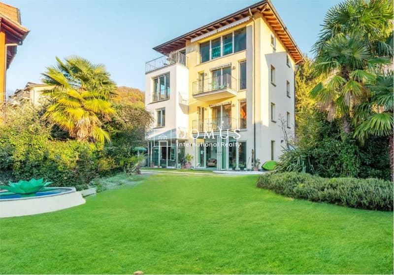 Esclusiva Villa di Lusso sul Lago di Lugano (1)