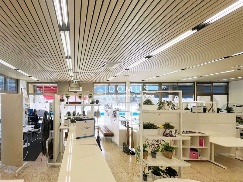 Open space con vetrine zona passaggio (3)