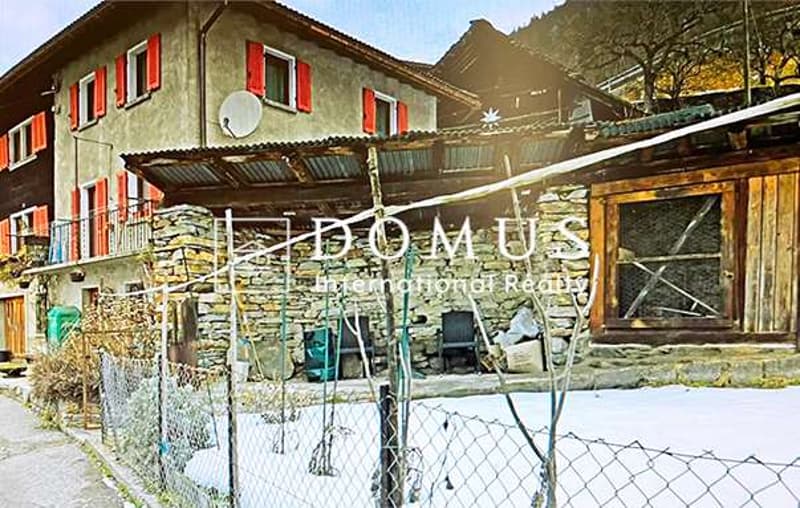 Casa di vacanza ristrutturata con giardino (1)