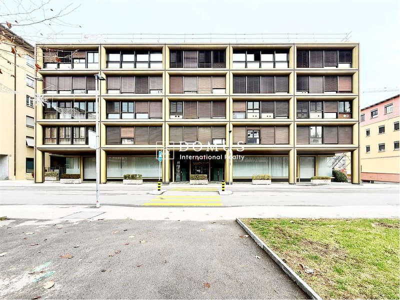 Affittasi ampi e comodi uffici modulabili (8)
