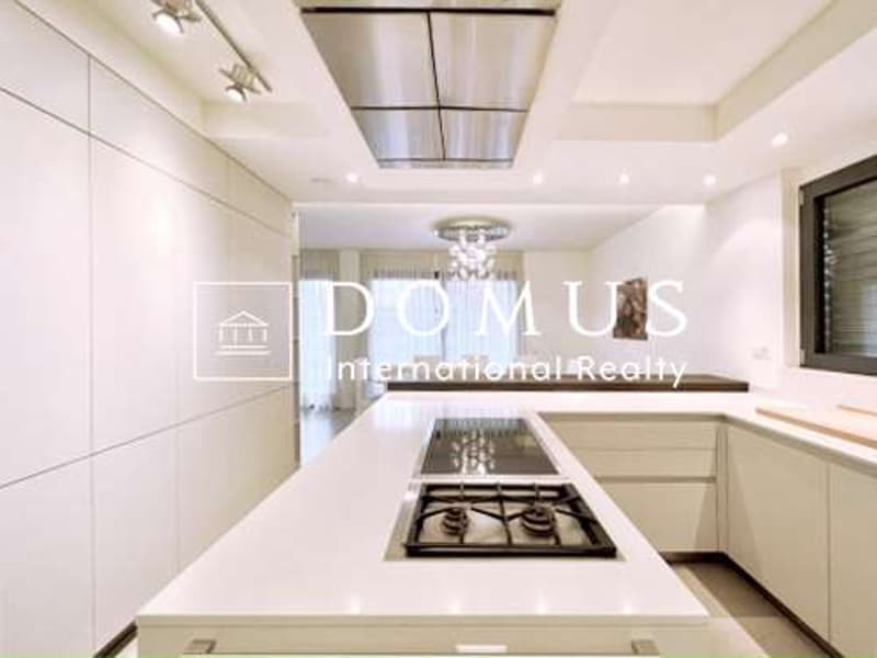 Elegante appartamento 4,5 a Collina d'Oro (4)
