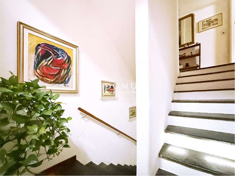 Casa indipendenti di 5 appartamenti con giardino e garage (3)