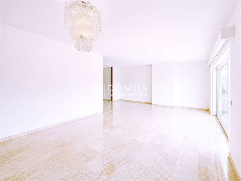 Villa indipendente immersa nel verde con piscina (4)