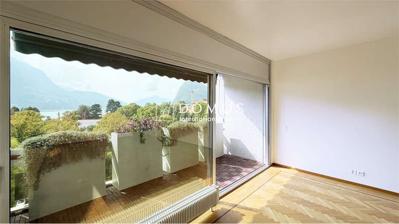 Elegante appartamento con vista lago (3)