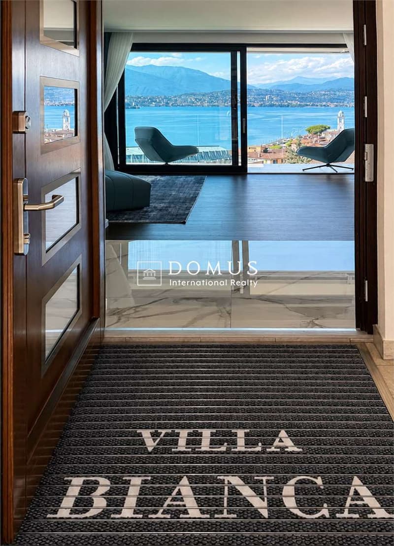Villa di pregio completamente ristrutturata con vista panoramica sul L (5)