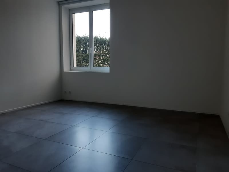Moderno appartamento 3.5 locali a Balerna con garage (4)