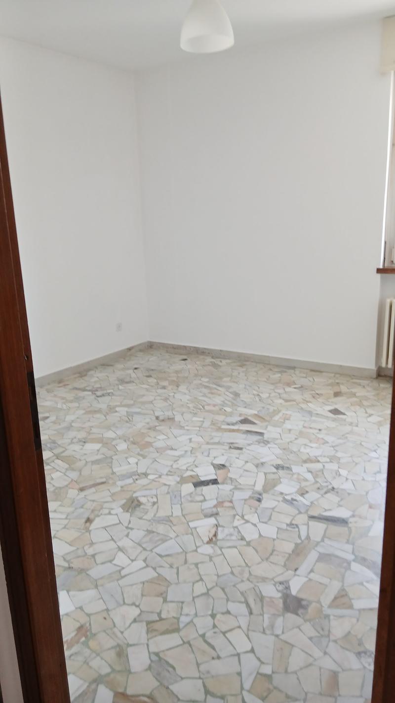 Appartamento di 2.5 locali al 5° ed ultimo piano (3)