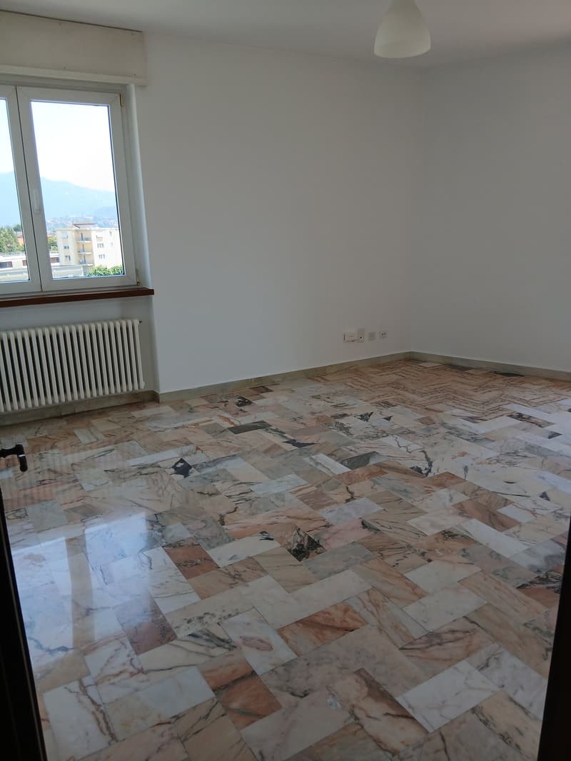 Appartamento di 2.5 locali al 5° ed ultimo piano (2)