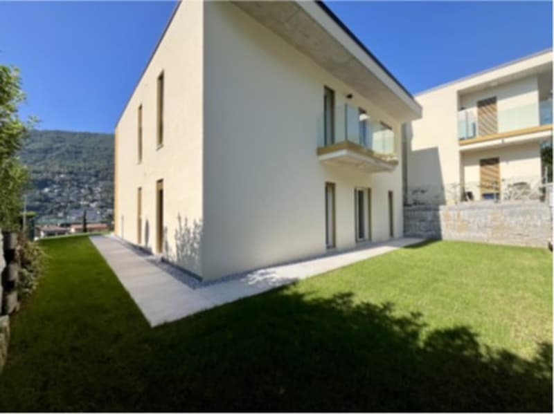 AMPIO 4.5 LOCALI CON GIARDINO E VISTA LAGO A BRUSINO ARSIZIO (3)