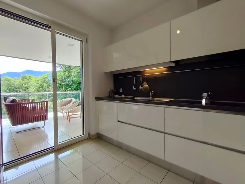 ELEGANTE APPARTAMENTO DI 4.5 LOCALI A POCHI PASSI DAL CENTRO (7)