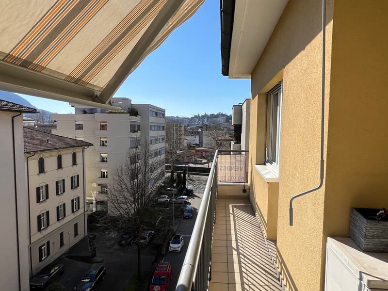 Luminoso 4.5 locali, ultimo piano, in posizione strategica