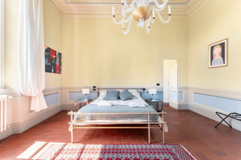 TOSCANA – Villa storica in zona collinare a 4 km da Lucca + terreno 3,3 ettari uliveto e vigneto (8)