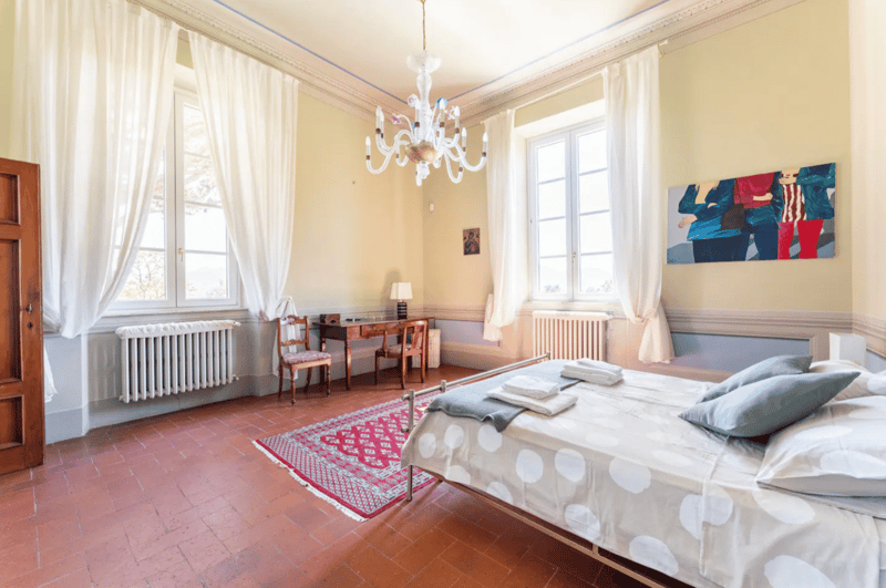 TOSCANA – Villa storica in zona collinare a 4 km da Lucca + terreno 3,3 ettari uliveto e vigneto (11)