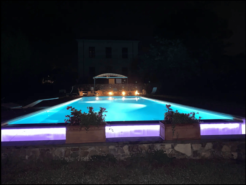 TOSCANA – Villa storica in zona collinare a 4 km da Lucca + terreno 3,3 ettari uliveto e vigneto (18)