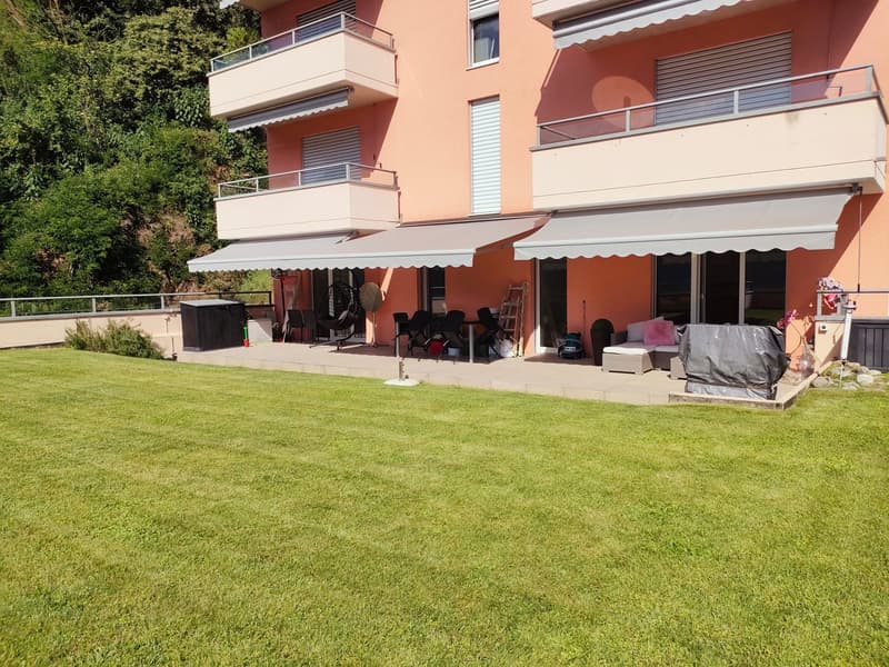 Bissone -  Esclusivo appartamento con giardino e vista mozzafiato sul Lago di Lugano (2)