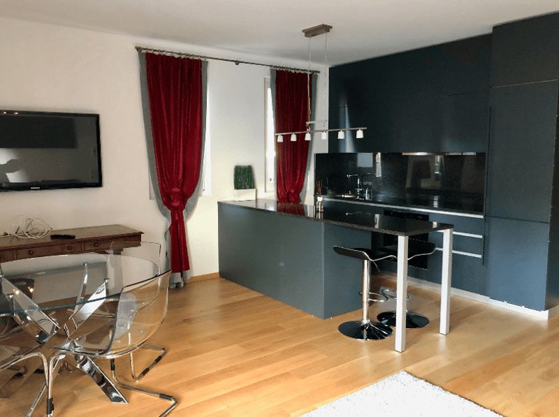 Lugano, zona centrale- In palazzina moderna affittiamo elegante appartamento 2.5 locali (1)