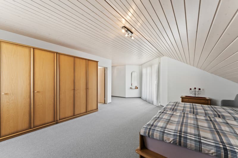 Exklusive 5½-Zimmer-Dachwohnung mit Lift direkt in die Wohnung (7)
