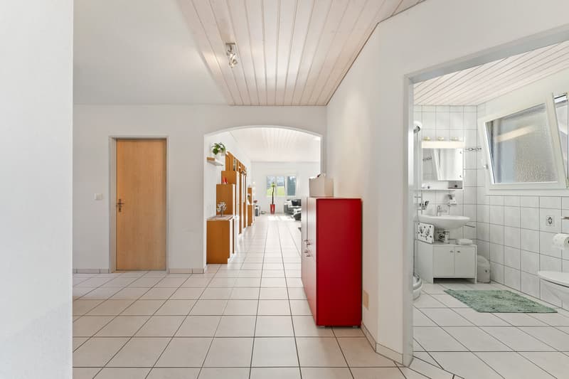 Exklusive 5½-Zimmer-Dachwohnung mit Lift direkt in die Wohnung (13)