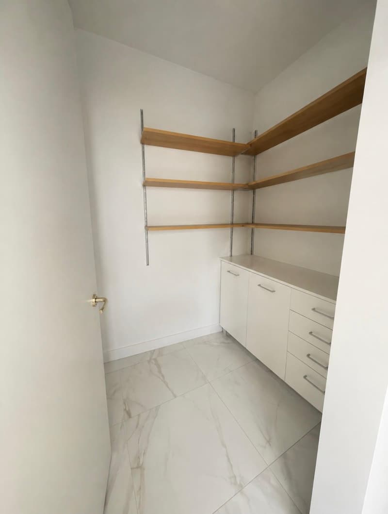 Elegante 4.5 locali con vista lago (18)