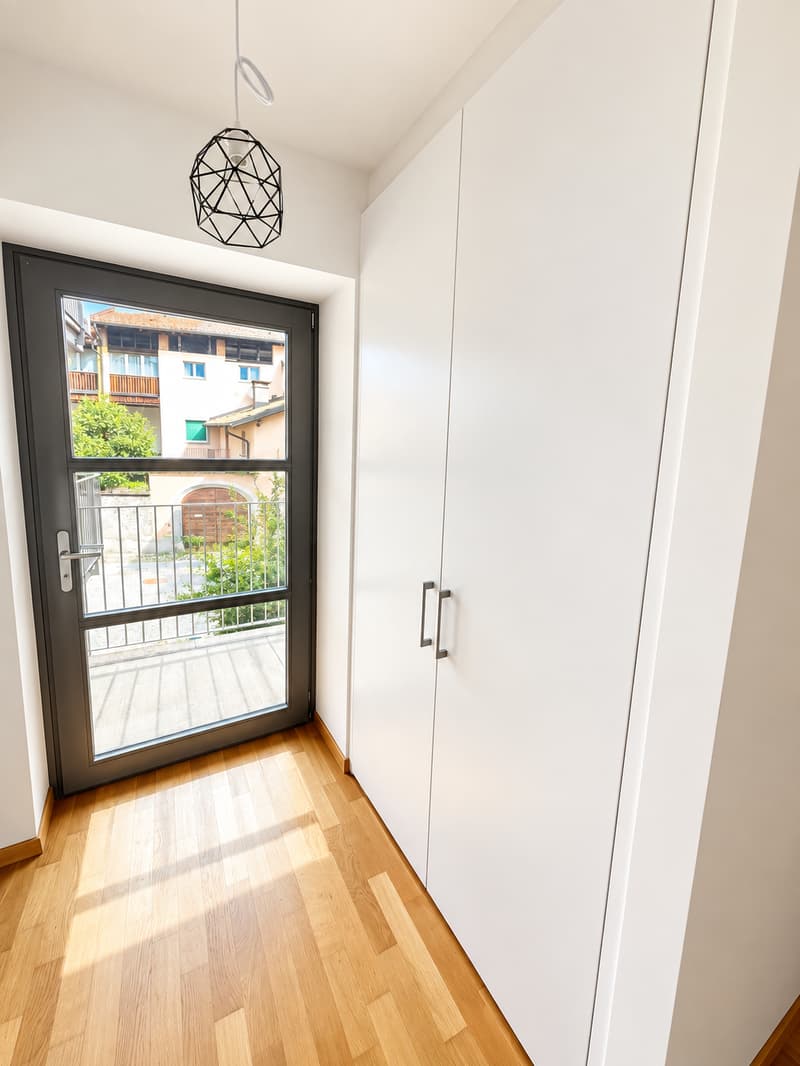 Appartamento di 3.5 locali ristrutturato Piazza Maggiore (5)