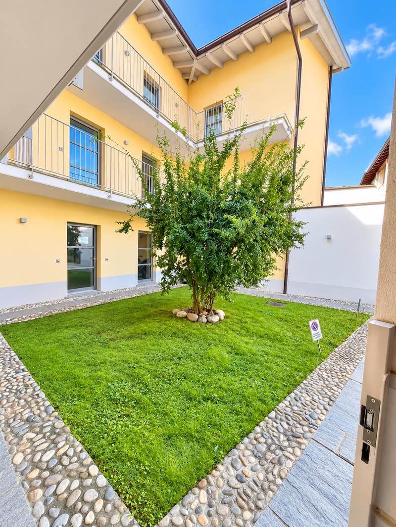 Appartamento di 3.5 locali ristrutturato Piazza Maggiore (17)