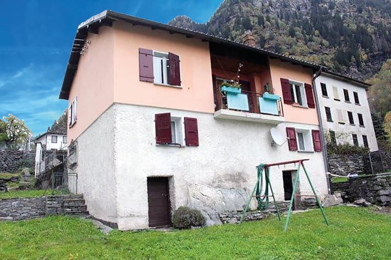 4 ½ -Zi.-Haus und Rustico zum Ausbauen sehr sonnig und ruhig (17)