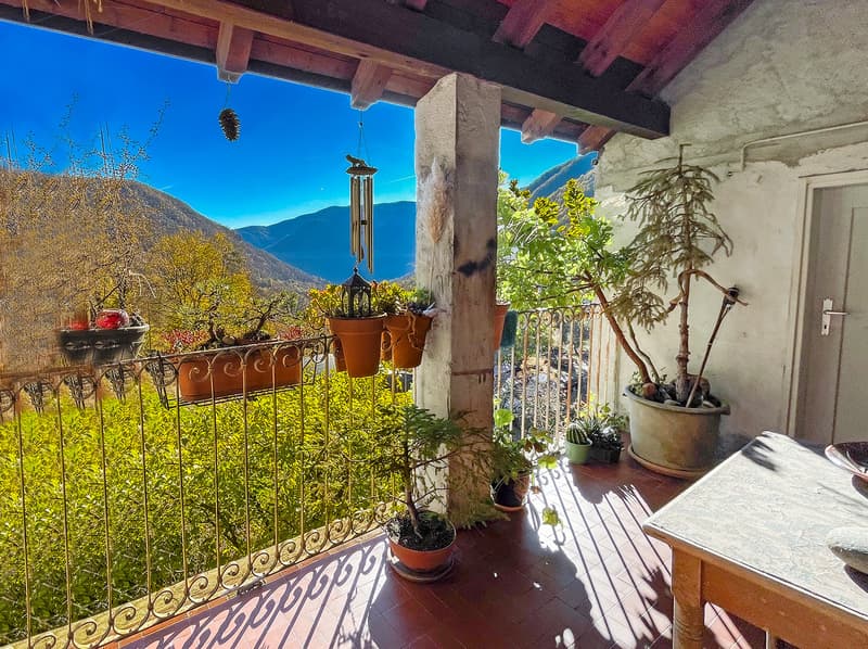 Casa Tipica Ticinese con giardino -  Typisches Tessiner Haus mit Garten (2)