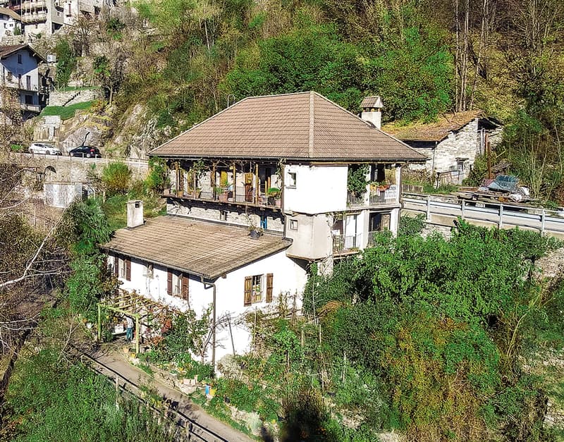 Casa Tipica Ticinese con giardino -  Typisches Tessiner Haus mit Garten (29)