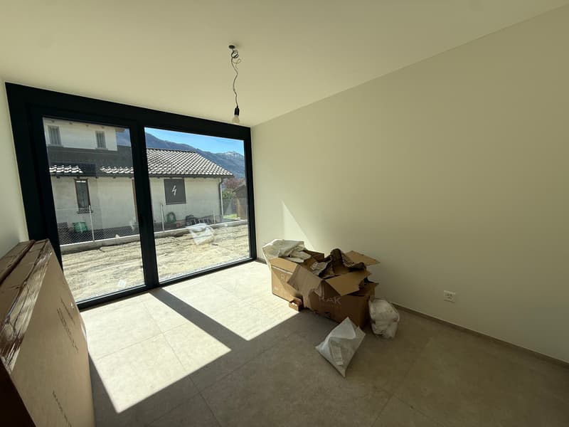 Appartamento moderno con Giardino a Giubiasco (15)
