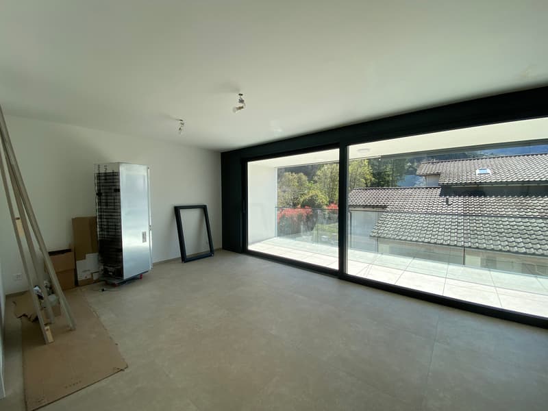 Appartamento moderno con terrazza a Giubiasco (7)
