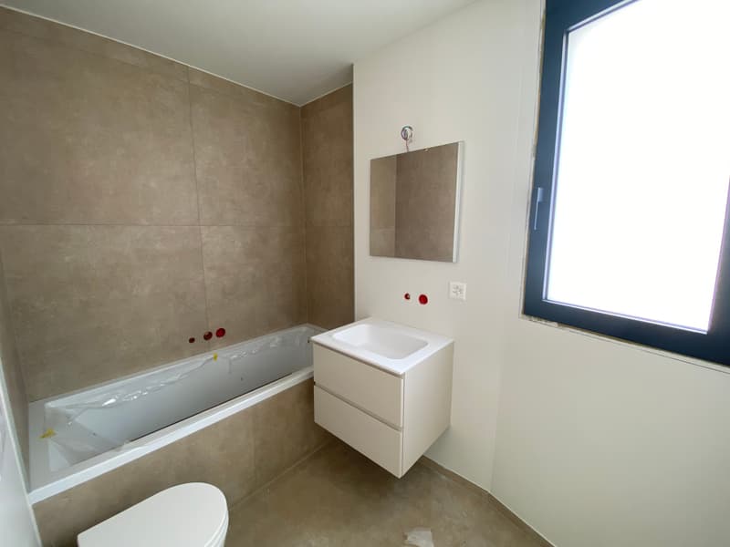 Appartamento moderno con terrazza a Giubiasco (13)