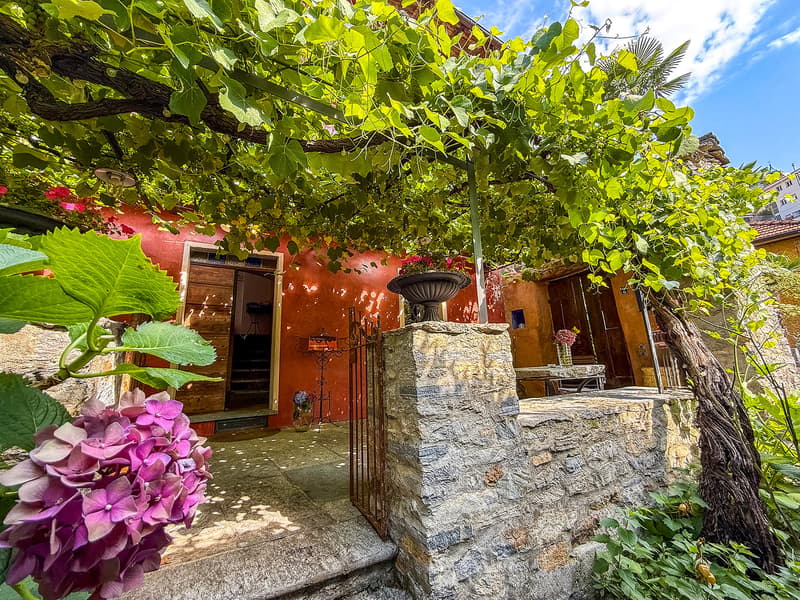 Proprietà incantevole a Paradieswinkel sul Lago Maggiore (7)