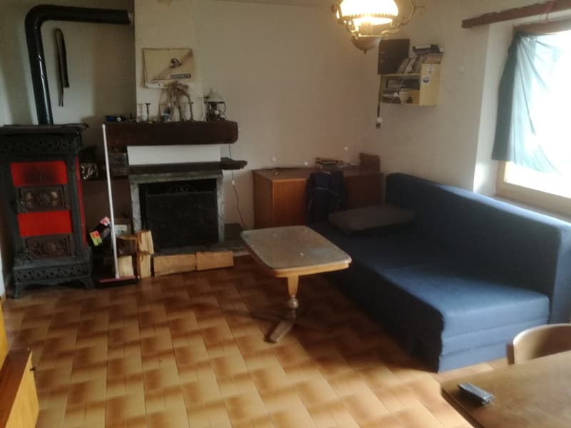 Haus zum renovieren in Monte Brè (10)