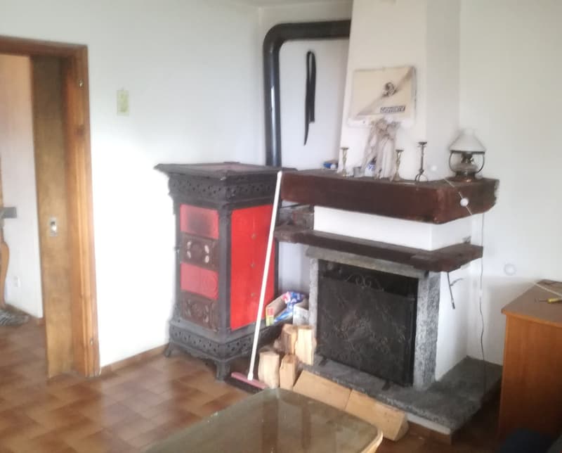 Haus zum renovieren in Monte Brè (11)