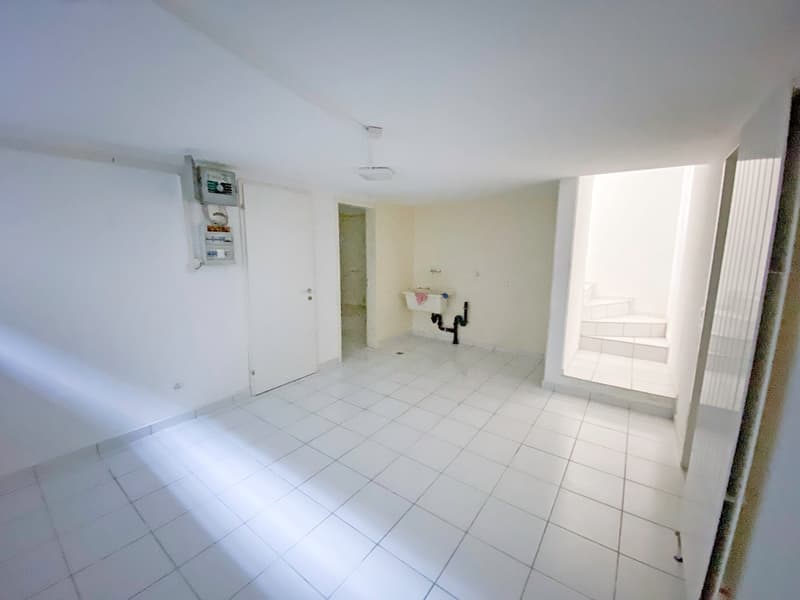 Casa unifamiliare con piscina a Minusio  / Villetta mit Pool (31)