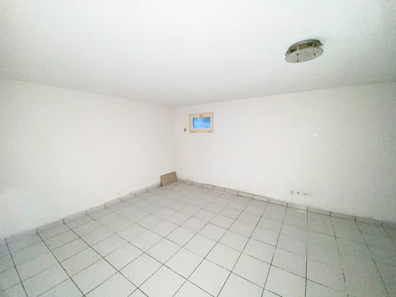 Casa unifamiliare con piscina a Minusio  / Villetta mit Pool (29)