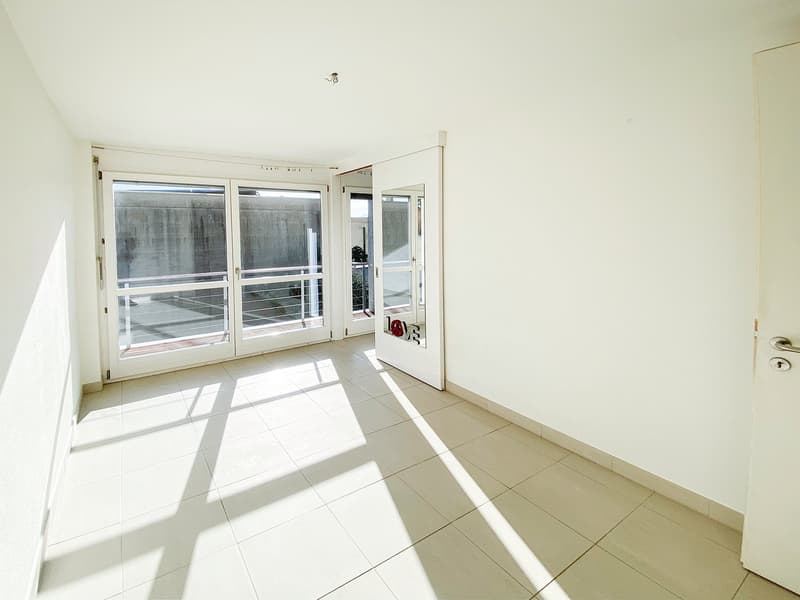 Casa unifamiliare con piscina a Minusio  / Villetta mit Pool (15)
