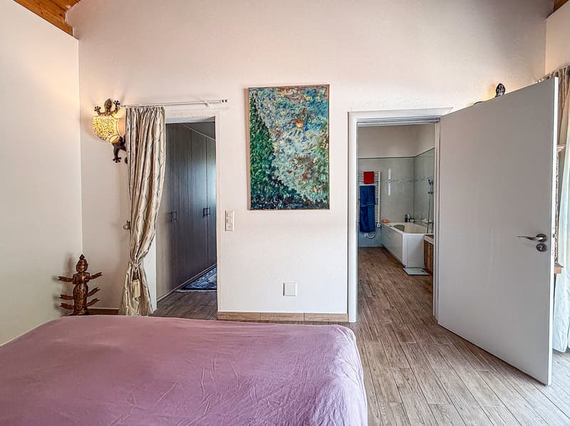 Grande 5.5 locali con giardino (22)